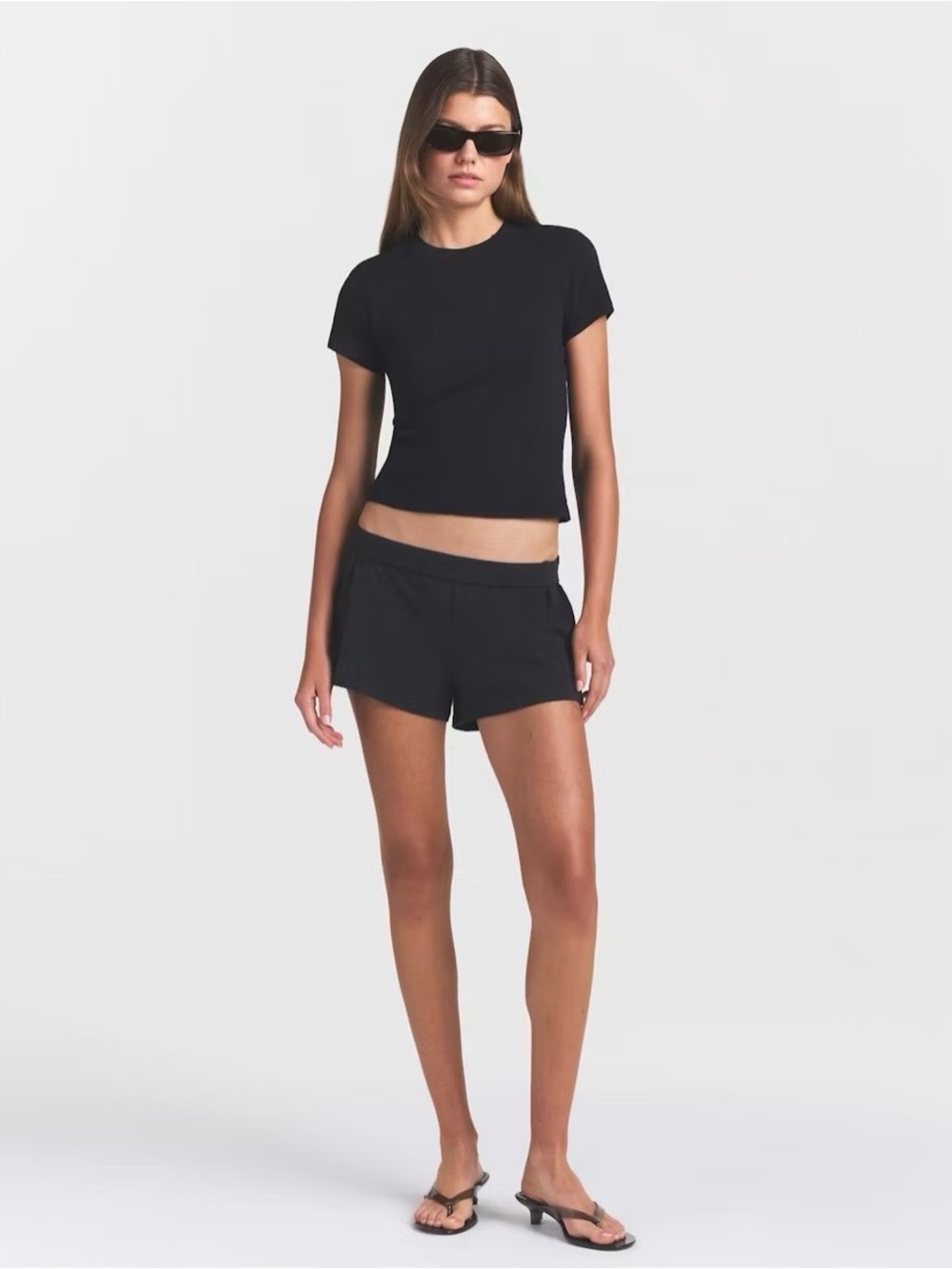 Skims Worn In Jersey Ringer Tee in Onyx Short-sleeve Crew Neck XS NWT - Picture 1 of 2